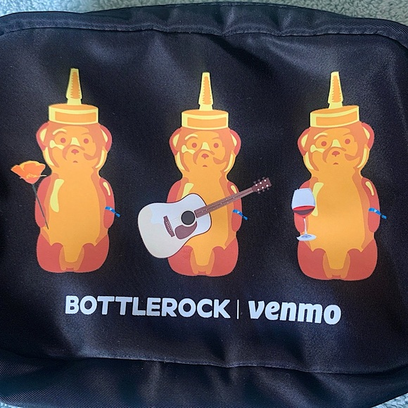 BottleRock Festival Fanny Pack Sling Crossbody Bag Poppy Honey Bear Guitar Wine - Picture 3 of 8